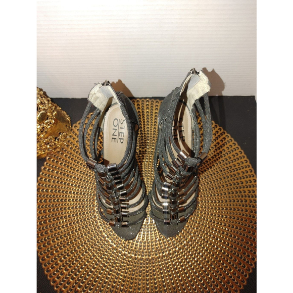 One Step Heels Size 38 - Picture 3 of 4